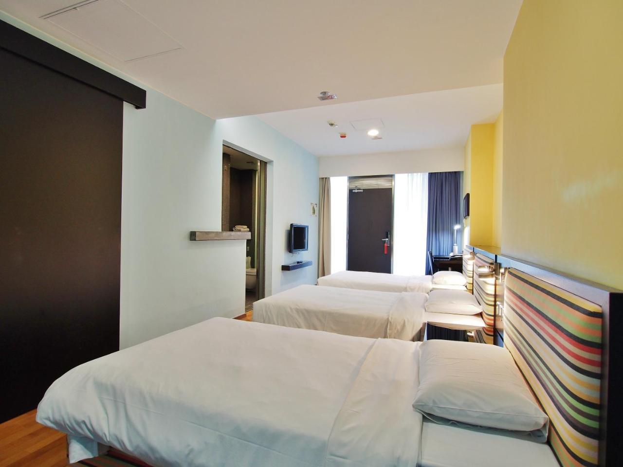วาย ลอฟต์ ยูธ สแควร์ Hotel ฮ่องกง ภายนอก รูปภาพ